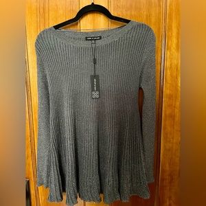 Sparkly grey loose top ✨